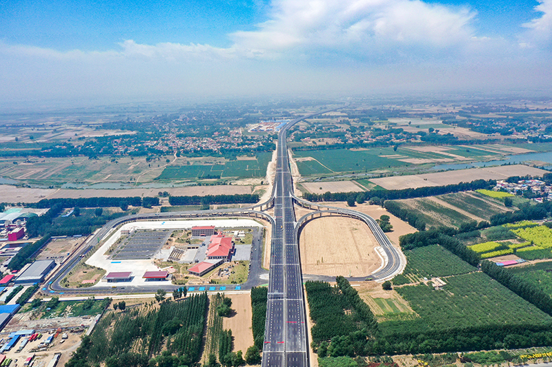 4建成后的荣乌高速 四航局供图.jpg
