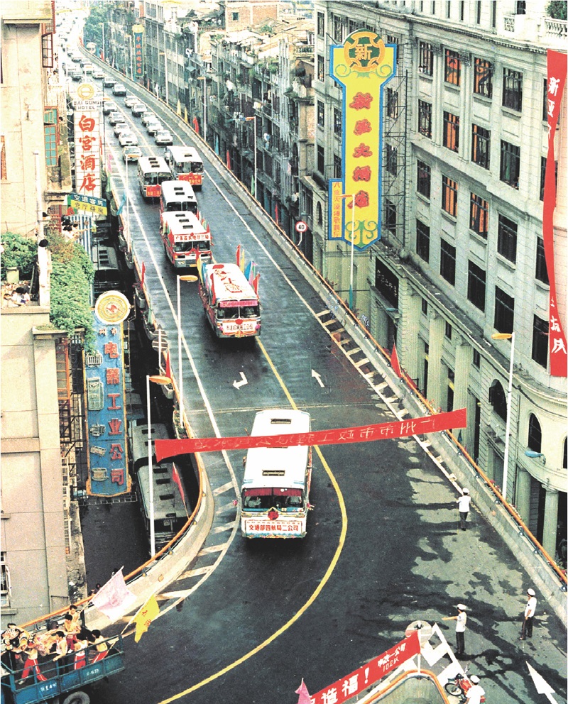 广州市人民南路高架桥.JPG